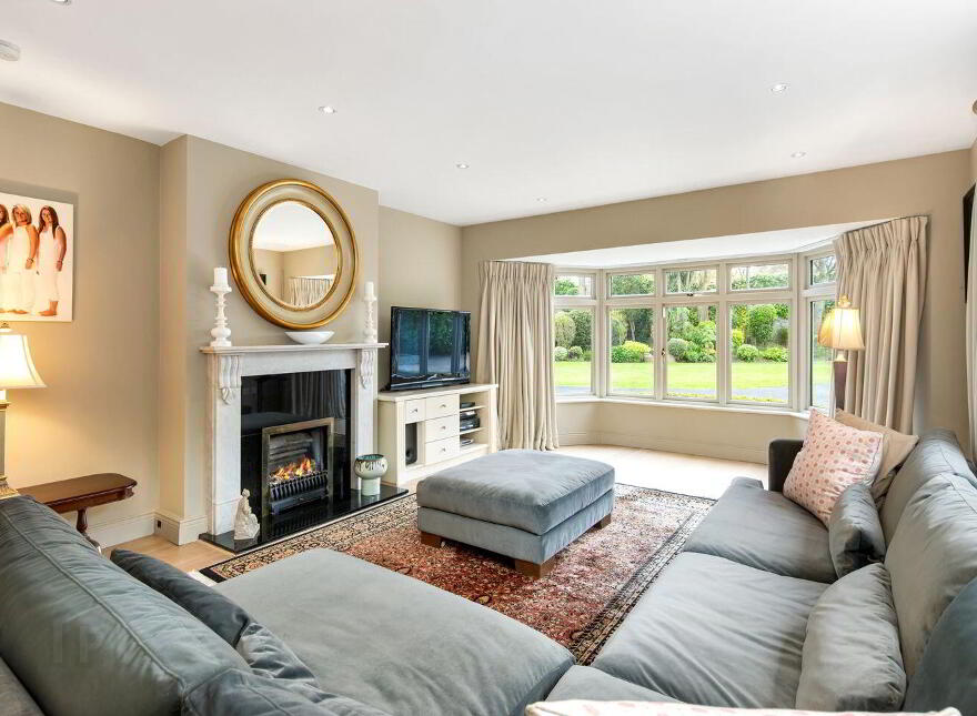 Castlemoyle, Leopardstown Road, Foxrock, Foxrock, D18K4H3