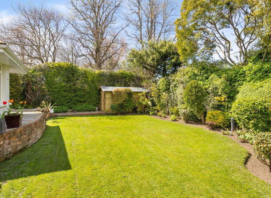 Castlemoyle, Leopardstown Road, Foxrock, Foxrock, D18K4H3