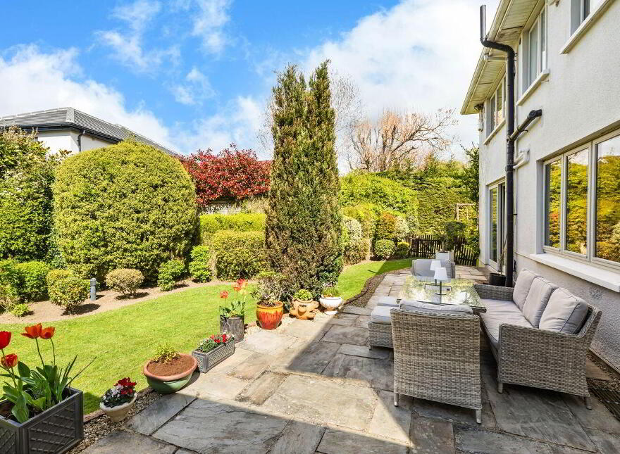 Castlemoyle, Leopardstown Road, Foxrock, Foxrock, D18K4H3