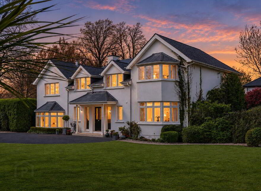 Castlemoyle, Leopardstown Road, Foxrock, Foxrock, D18K4H3
