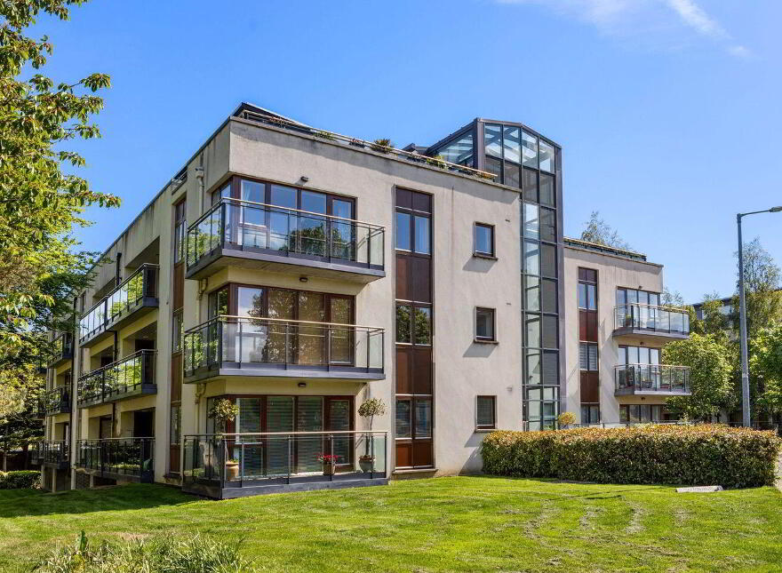 9 Sefton Hall, Kelston, Foxrock, Foxrock, D18H312