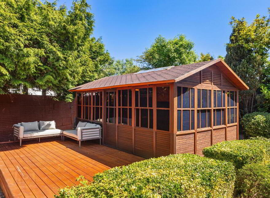 Stanmore, Stillorgan Road, Foxrock, Foxrock, D18T9N4