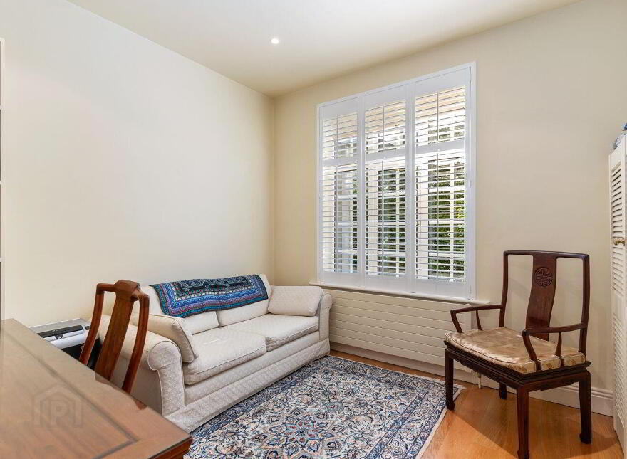 Woodview, Gordon Avenue, Dublin 18, D18N7Y0