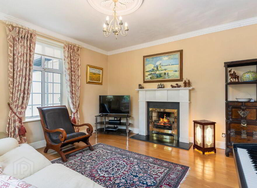 Woodview, Gordon Avenue, Dublin 18, D18N7Y0