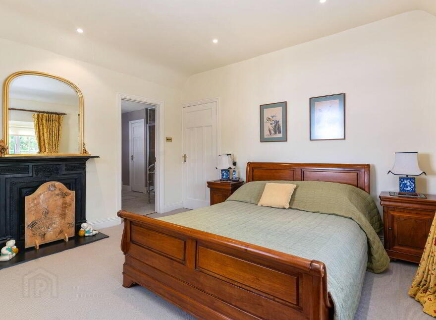 Woodview, Gordon Avenue, Dublin 18, D18N7Y0