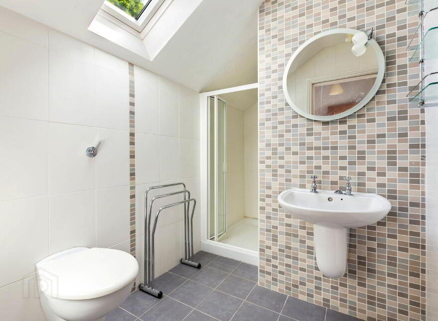 Clyrower, Kilgobbin Road, Stepaside, Stepaside, D18XH52