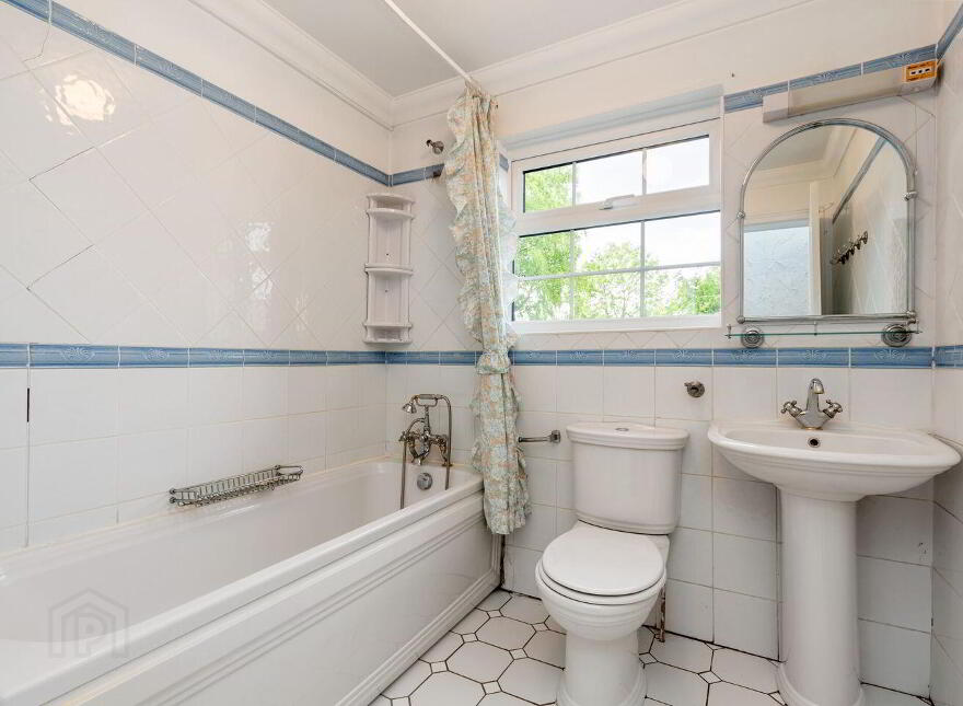 Hinchogue Cottage, Golf Lane, Carrickmines, Carrickmines, D18K6P1