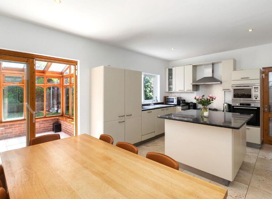 3 Pavilion Gate, Glenamuck Road, Foxrock, Foxrock, D18R2H9
