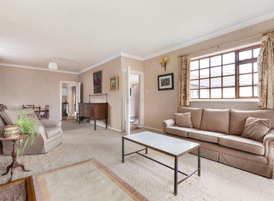 Cragleigh, Leopardstown Road, Leopardstown, Leopardstown, D18P2N3