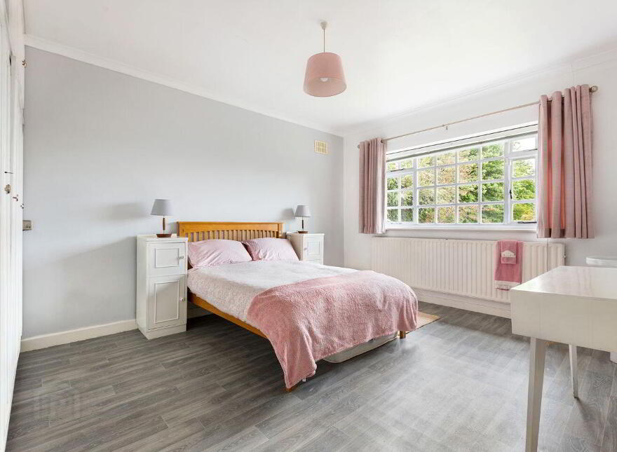 Cragleigh, Leopardstown Road, Leopardstown, Leopardstown, D18P2N3