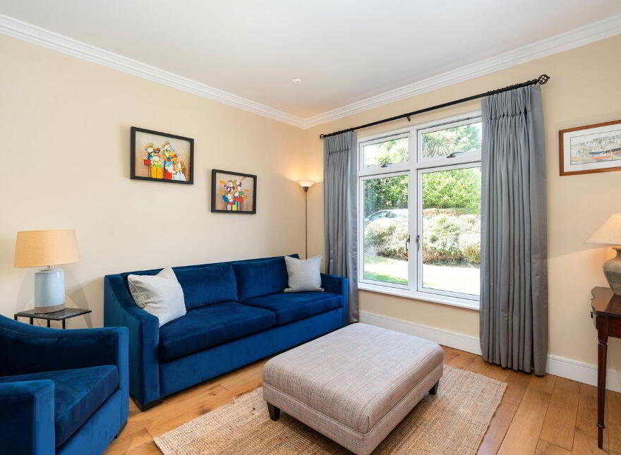27 Cairnfort, Stepaside, Stepaside, D18K768