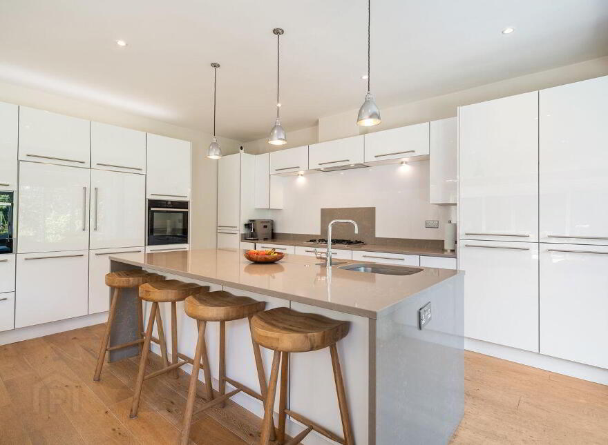 27 Cairnfort, Stepaside, Stepaside, D18K768