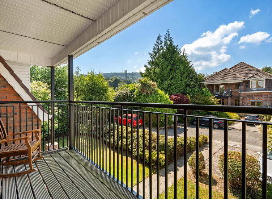 27 Cairnfort, Stepaside, Stepaside, D18K768