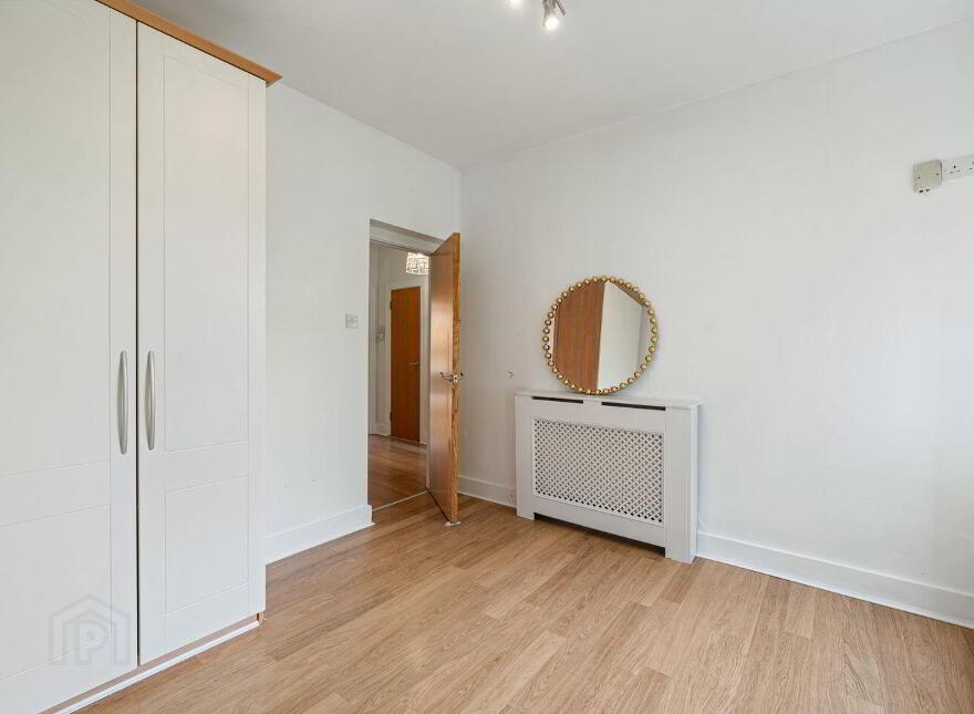 33 The Oval, Tullyvale, Cabinteely, Cabinteely, D18WC04