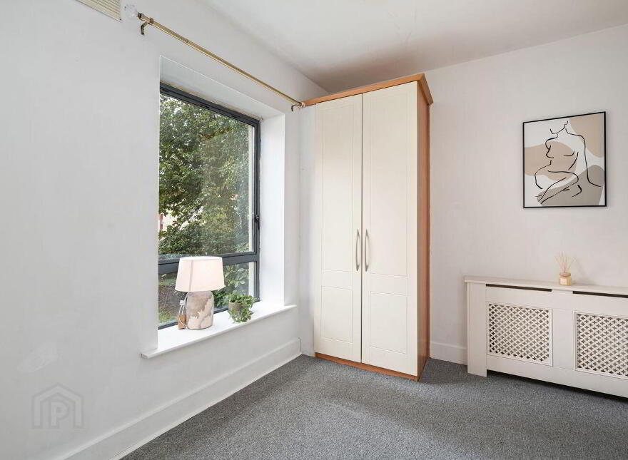 33 The Oval, Tullyvale, Cabinteely, Cabinteely, D18WC04
