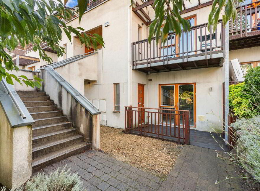 39 Brennanstown Square, Cabinteely, Cabinteely, D18RH59 photo