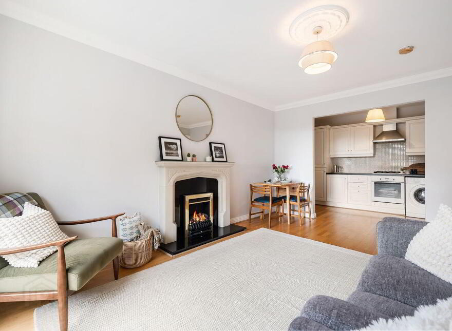118 Kerrymount, Kilgobbin Wood, Castle Court, Dublin 18, D18H368