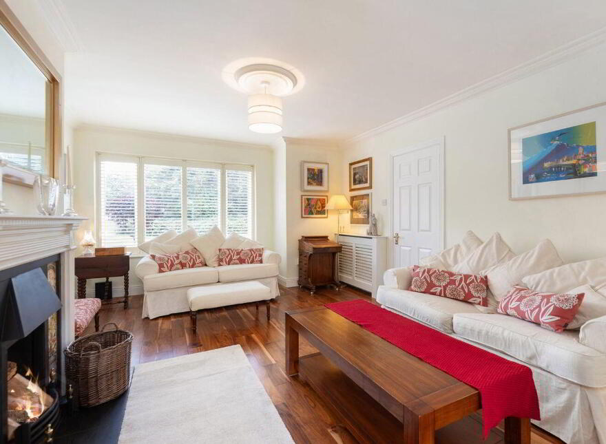 22 Glencairn Crescent, The Gallops, Leopardstown, Leopardstown, D18V6W6