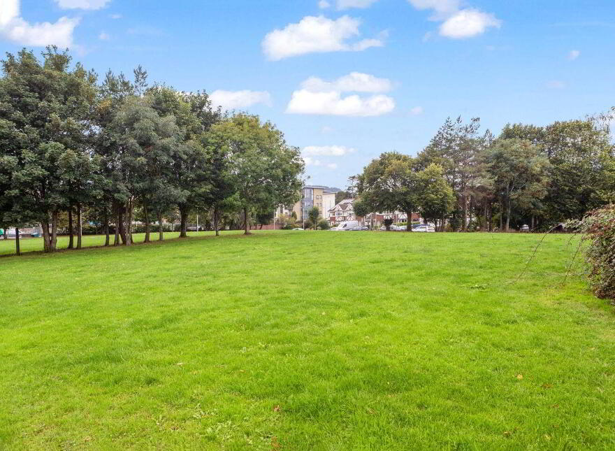 22 Glencairn Crescent, The Gallops, Leopardstown, Leopardstown, D18V6W6