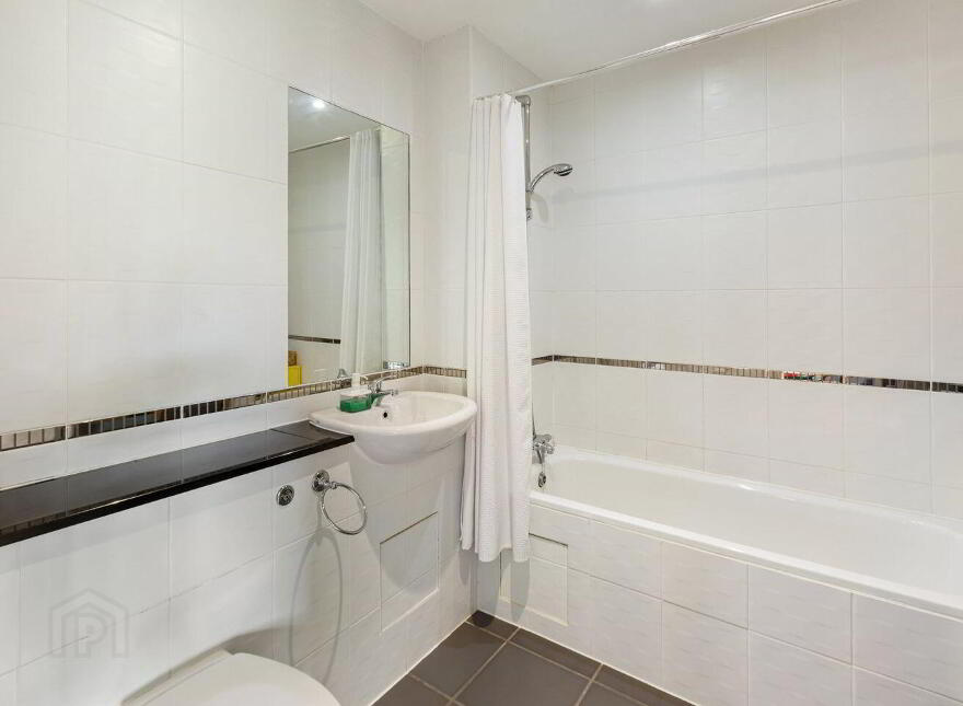 17 The Crescent, Carrickmines Manor, Carrickmines, Carrickmines, D18HY90