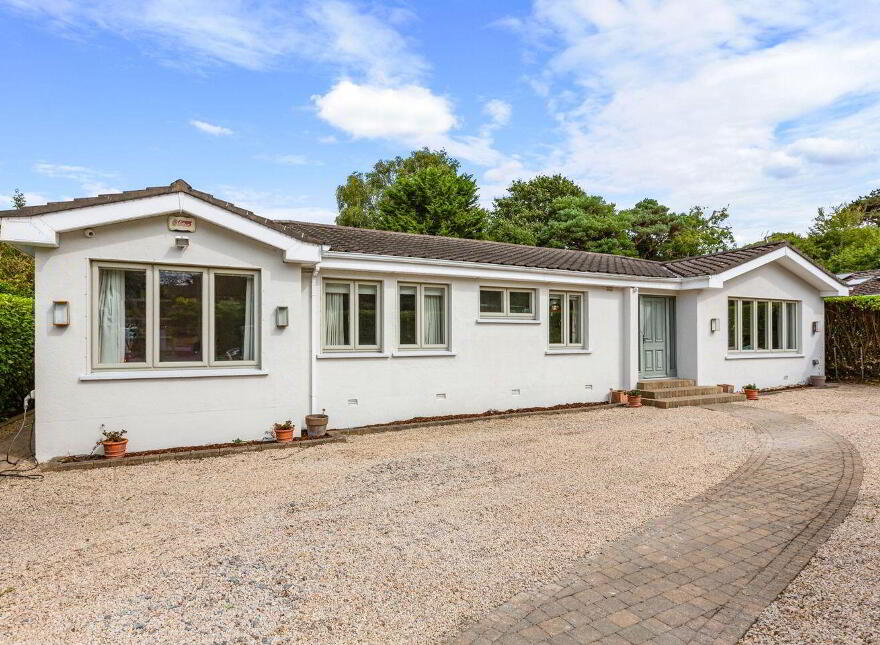 11 The Coppins, Foxrock, Foxrock, D18R9P8 photo