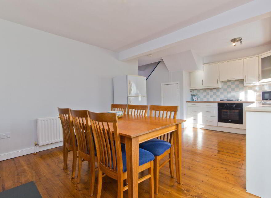 94 New Ireland Road, Rialto, Rialto, D08CAE4