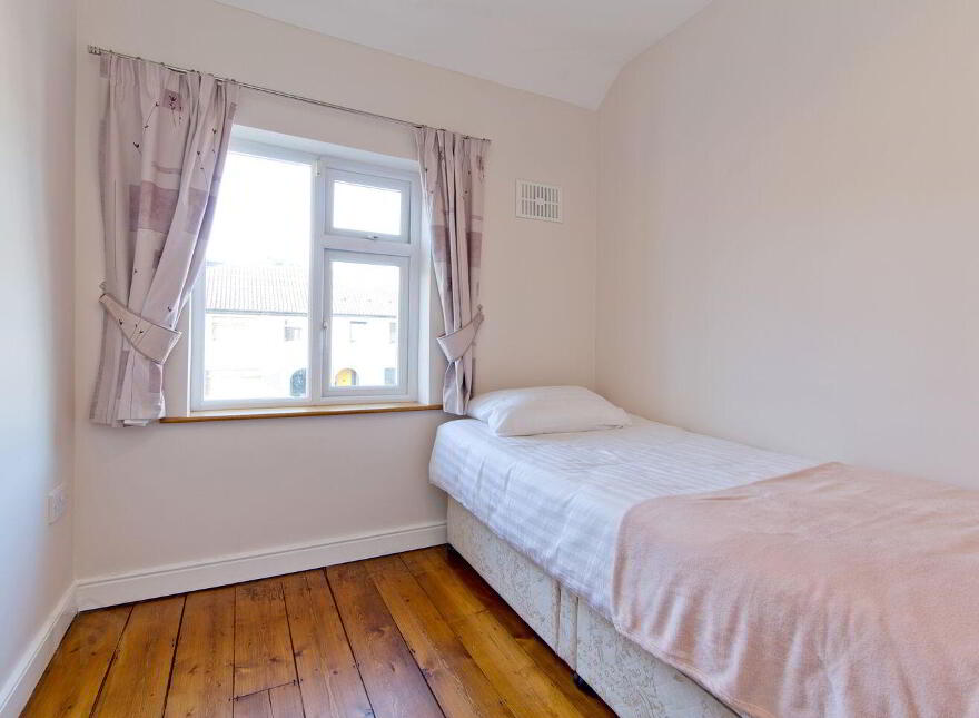 94 New Ireland Road, Rialto, Rialto, D08CAE4