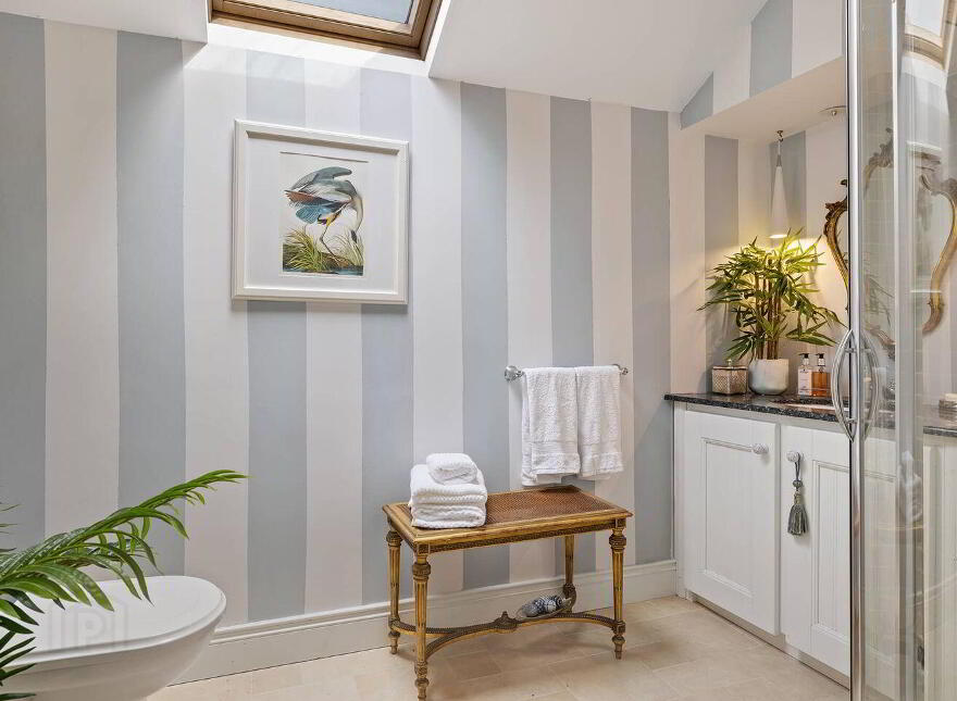 The White House, Main Street, Castletownshend, P81RK02