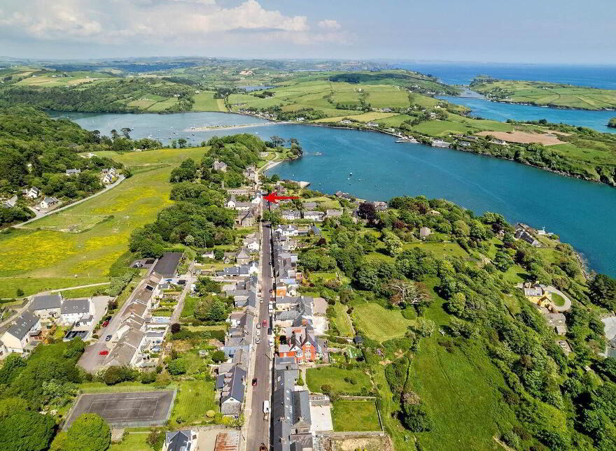 The White House, Main Street, Castletownshend, P81RK02