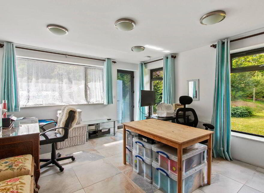 Gerahies House, Gerahies, Gerahies, P75RK57
