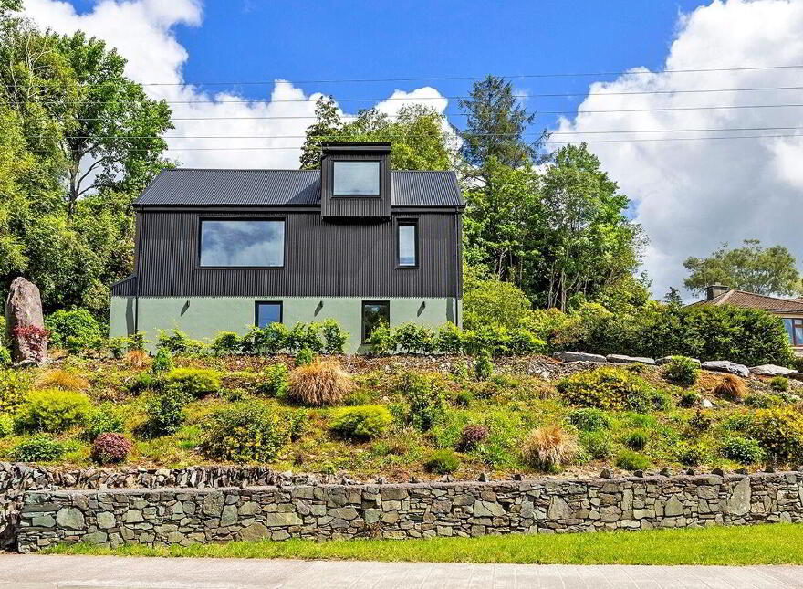 Shrone Hill View, Reenmeen, Glengarriff, P75FC83