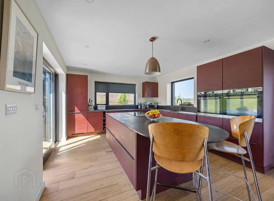Abbeystrewry, Skibbereen, P81VE27
