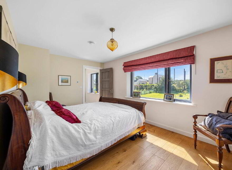 Abbeystrewry, Skibbereen, P81VE27