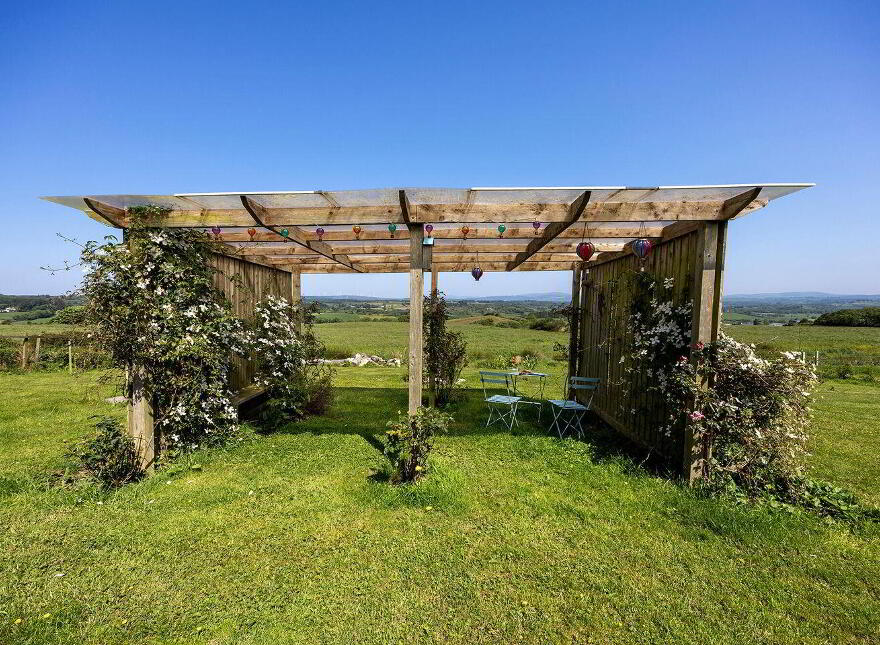 Abbeystrewry, Skibbereen, P81VE27