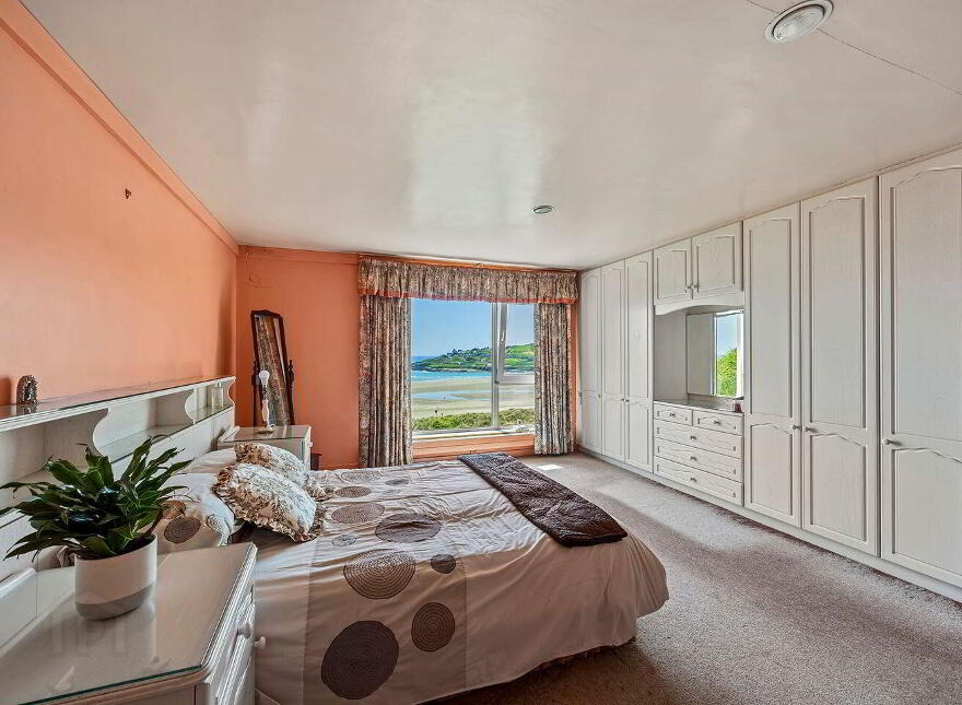 Inchydoney, Clonakilty, P85EE94