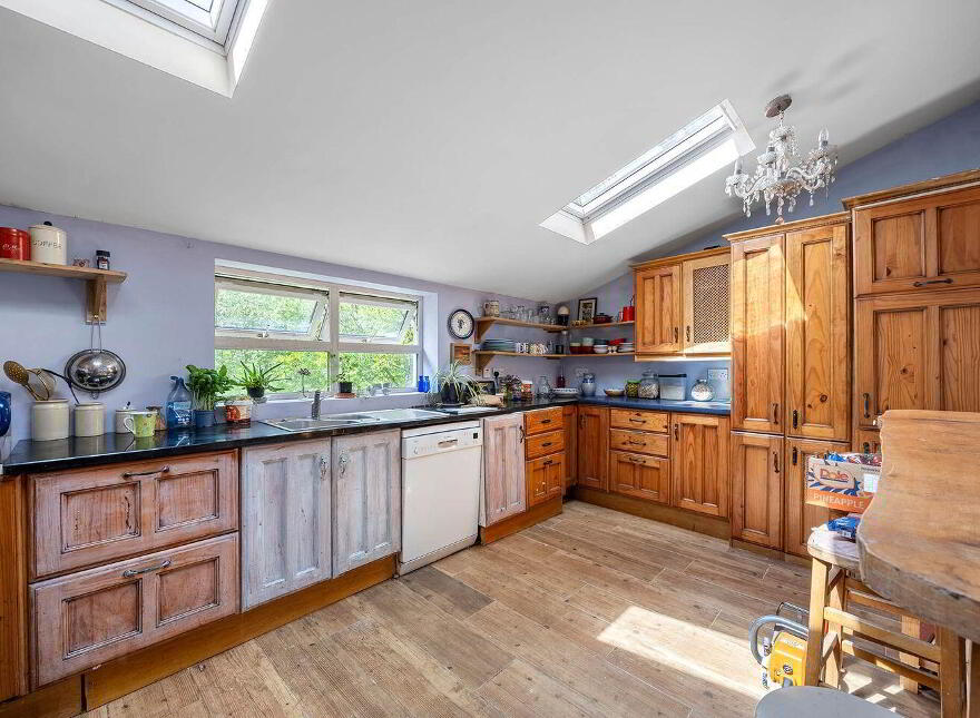 Rougham, Glengarriff, P75P211