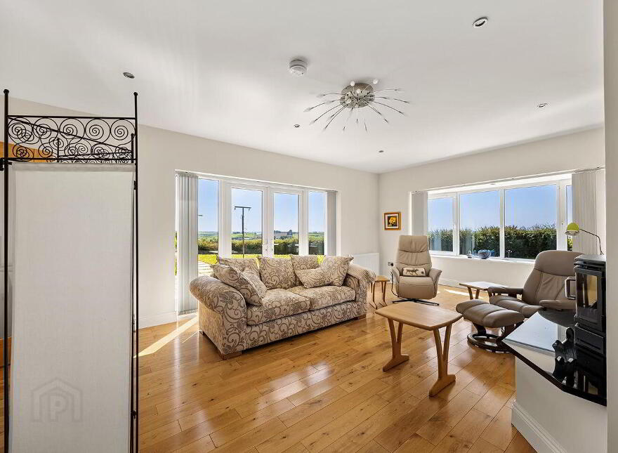 Kilfinnan, Glandore, P81K061