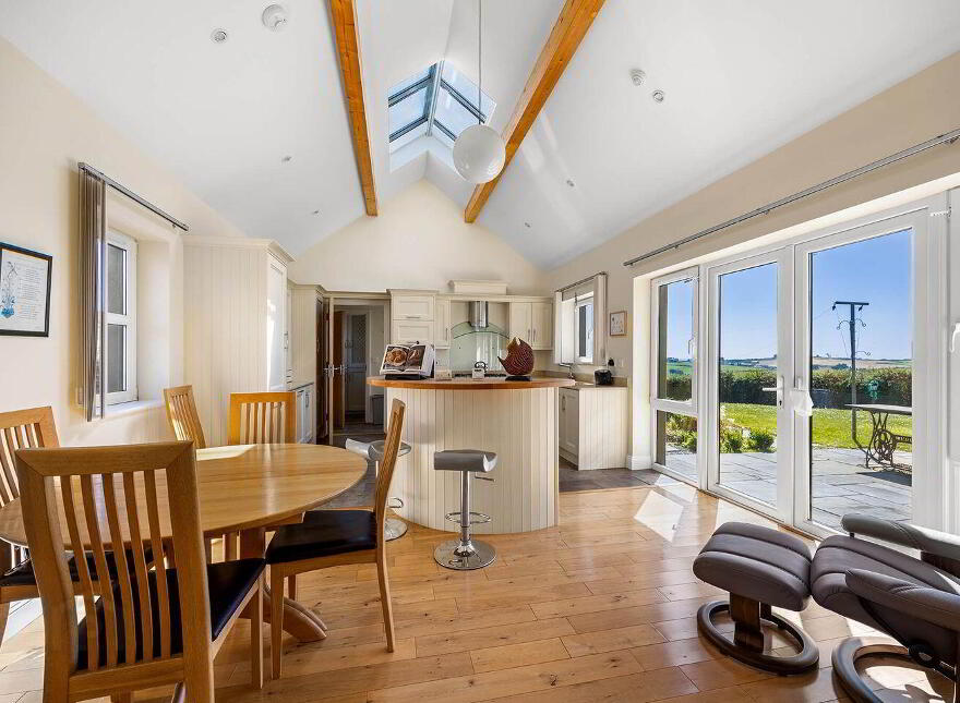 Kilfinnan, Glandore, P81K061