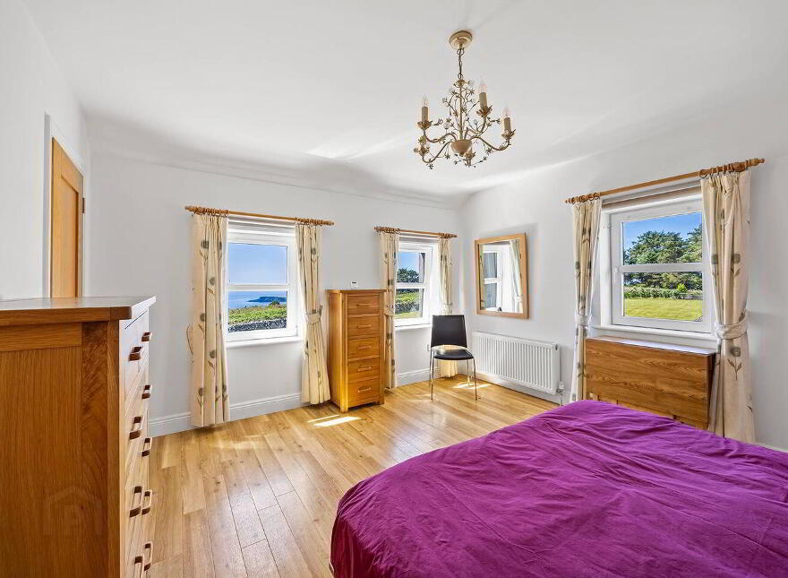 Kilfinnan, Glandore, P81K061