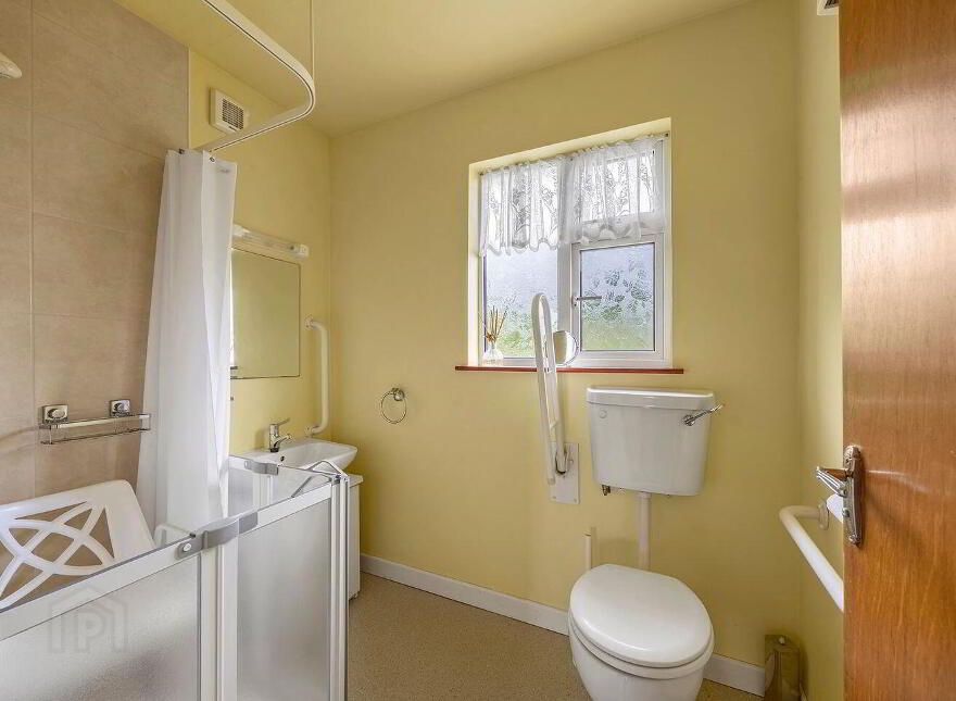 20 Slip Park, Slip, Bantry, P75E009