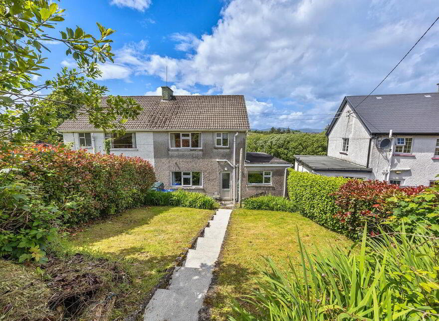 20 Slip Park, Slip, Bantry, P75E009
