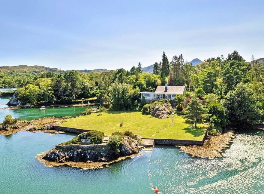 Brylands, Inchintaggart, Glengarriff, P75NA06