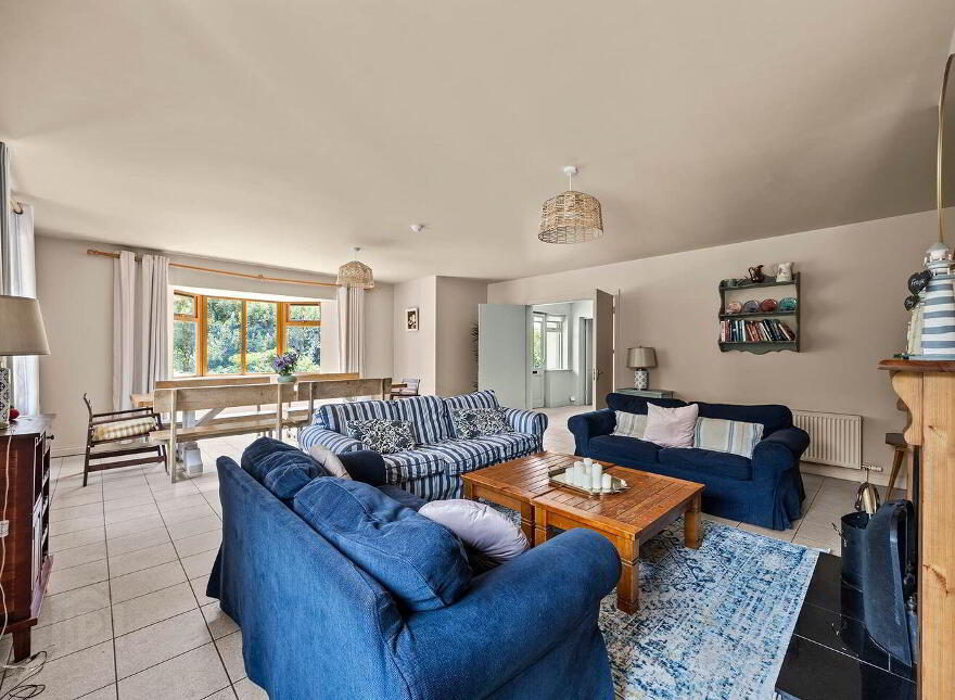Filane Lodge, Filane, Castletownbere, P75YW96