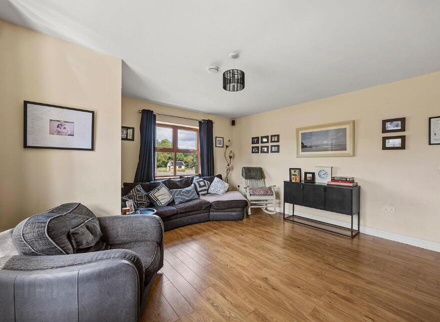 38 Newbridge Park, Skibbereen, P81VX25