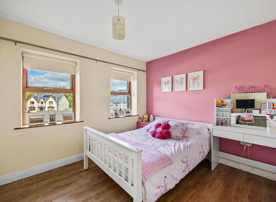 38 Newbridge Park, Skibbereen, P81VX25