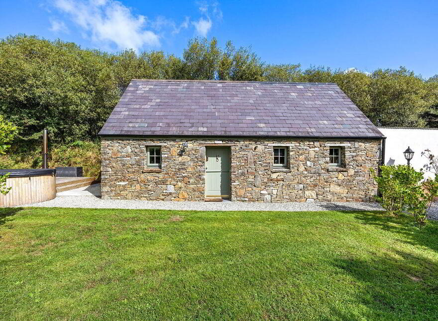 Ballybane, Ballydehob, P81RK33