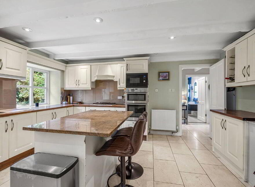 Ballybane, Ballydehob, P81RK33