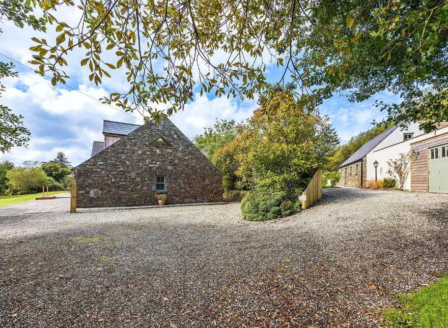 Ballybane, Ballydehob, P81RK33