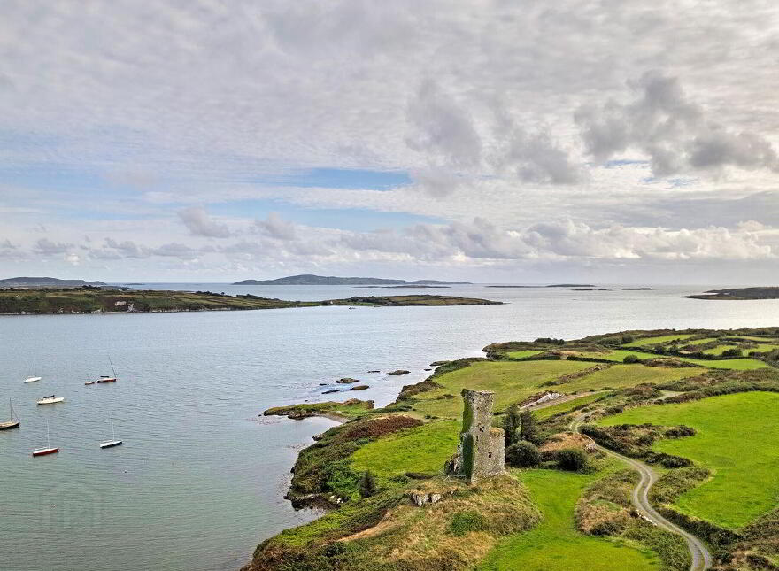 Rossbrin Cove, Cappaghglass, Schull, P81CP80