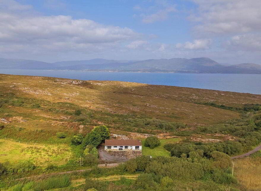 Glanlough, Kilcrohane, P75RR99 photo